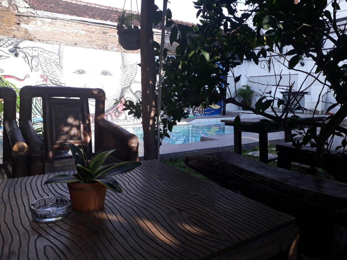 Arjuna Garden Homestay Yogyakarta Exterior photo